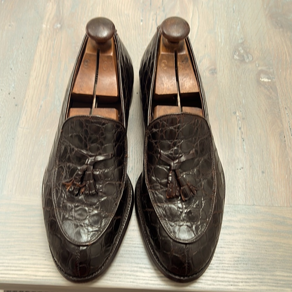 Vintage chocolate, brown, genuine, alligator loafers